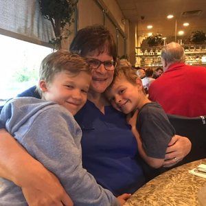 Meet your Posher, Debbie